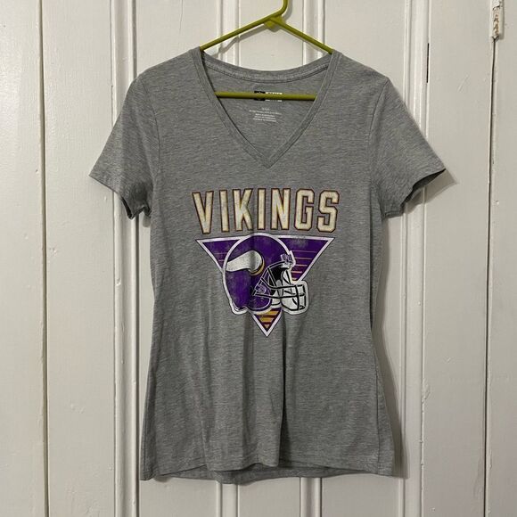 NFL Team Apparel Minnesota Vikings short sleeve v neck - Picture 1 of 3